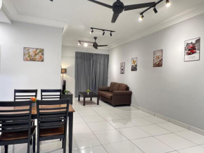 Platino 2 rooms for 4px near Paradigm Mall Johor Bahru